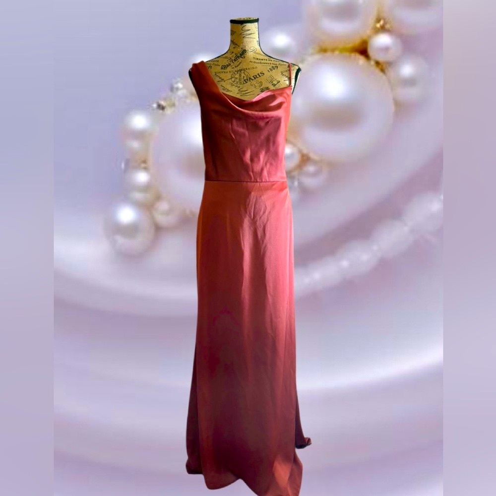gorgeous! Haley Paige occasions, gown, size 14